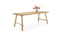 Olivia ruokapöytä lakattu mänty