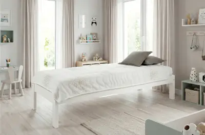 Mökkisänky Ida 80x200cm kuultovalkea