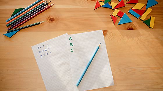 Mitä kalusteita koululaisen huoneeseen?