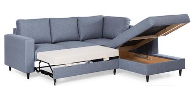 Renata avokulma vuoteella