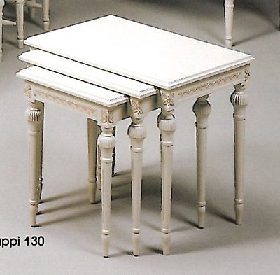 Kustavilainen sarjapöytä 121