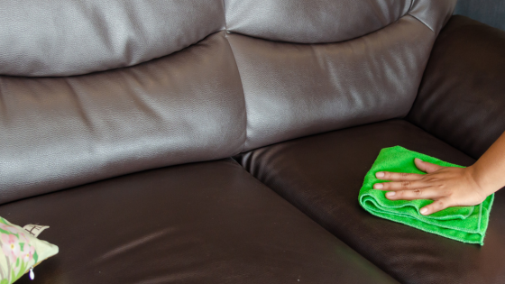 Nahkasohvan hoito-opas