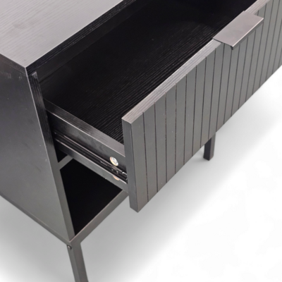 Siera yöpöytä musta