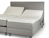 Nappi Slim verhoiltu sängynpääty