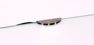 Sharp LED valosarja lasihyllyyn