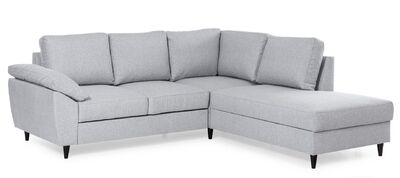 Renata avokulma vuoteella