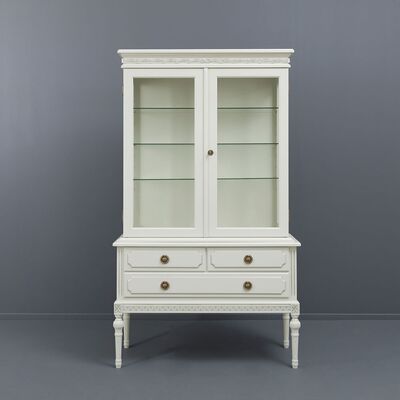 Kustavilainen hopeakaappi 130